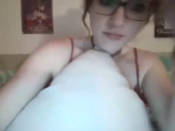 girl Live Sex Cams with xxlittlemiss95xx