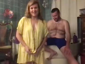 couple Live Sex Cams with mavisandfreddy