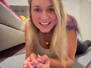 girl Live Sex Cams with sarahsapling