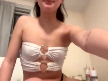 girl Live Sex Cams with lilyrora