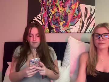 girl Live Sex Cams with emilytaylorxo